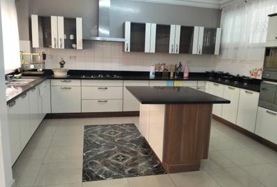 4 Bed Apartment with En Suite in Kileleshwa - 2
