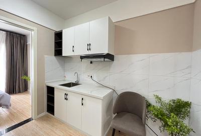 Studio Apartment with Swimming Pool at Wanyee Road - 3