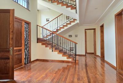 6 Bed Townhouse with En Suite at Loresho Ridge - 3