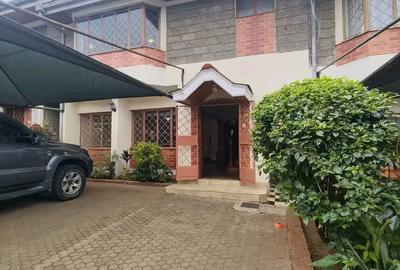 4 Bed Townhouse with Swimming Pool in Kileleshwa - 2