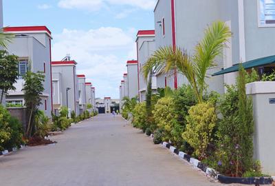 4 Bed House with En Suite in Kitengela - 3