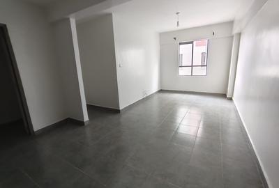 2 Bed Apartment with En Suite in Garden Estate - 4