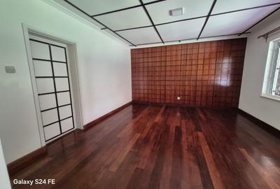 4 Bed House with En Suite in Thigiri - 4