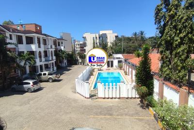 2 Bed Apartment with En Suite at Greenwood
