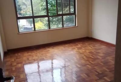 3 Bed Apartment with En Suite in Lavington - 2