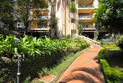 Furnished 3 Bed Apartment with En Suite at Brookside Drive - 3
