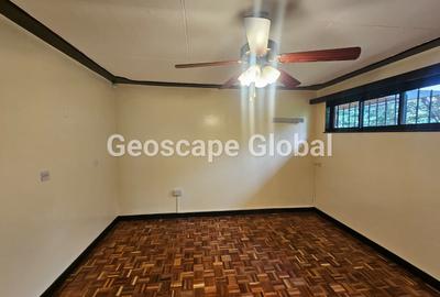 3 Bed Apartment with En Suite in Spring Valley - 4