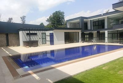 5 Bed House with En Suite at Nyari - 4
