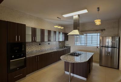 3 Bed Apartment with En Suite at Gatundu Road - 2