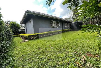 1 Bed House with En Suite in Loresho - 4