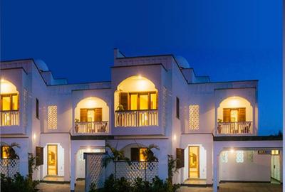 4 Bed House with En Suite in Nyali Area