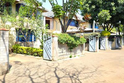 4 Bed Townhouse with En Suite in Lavington - 2