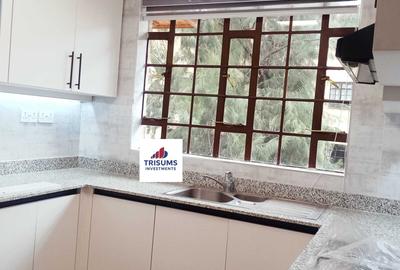 3 Bed Apartment with En Suite at Prp7+494 - 3