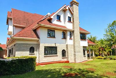 6 Bed House with En Suite in Karen