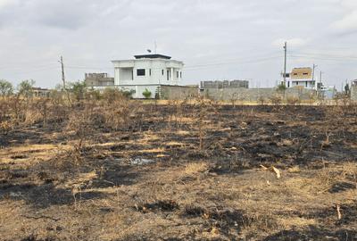 Land at Kamakis