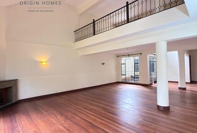 5 Bed Townhouse with En Suite at Lavington