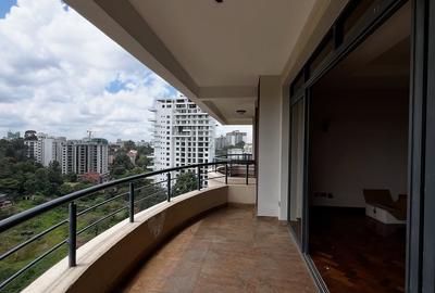 4 Bed Apartment with En Suite at Riverside Drive - 2