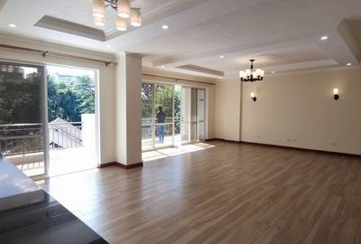 3 Bed Apartment with En Suite in Riverside - 2