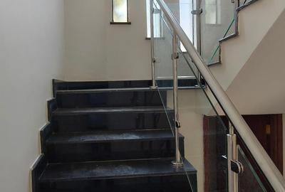 4 Bed Townhouse with En Suite in Lavington - 4