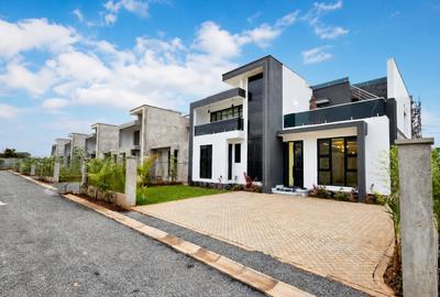 5 Bed House with En Suite at Mugutha