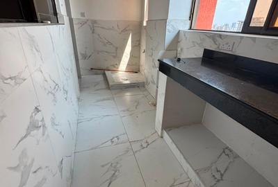 3 Bed Apartment with En Suite at Moyne Drive - 4