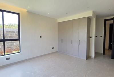 4 Bed Villa with En Suite at Bogani Road - 4