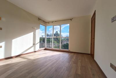 4 Bed House with Swimming Pool in Runda - 4