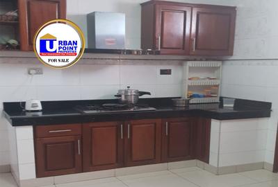 5 Bed House with En Suite in Nyali Area - 2