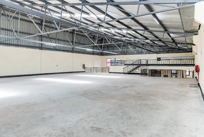 1,026 m² Warehouse with Service Charge Included in Tatu City - 3