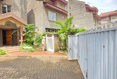 4 Bed Townhouse with En Suite at Lavington Green