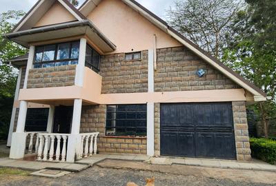 5 Bed House with En Suite at Rimpa Road - 2