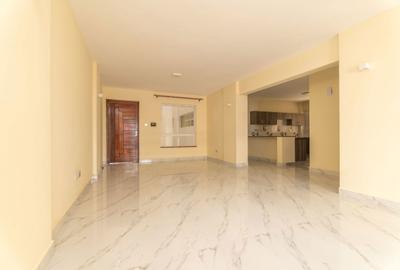 4 Bed Apartment with En Suite at 4Th Parklands - 3
