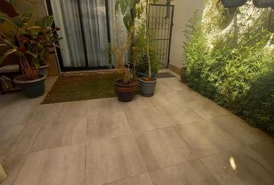 4 Bed Townhouse with En Suite in Spring Valley