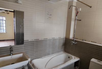 2 Bed Apartment with En Suite in Kileleshwa - 3