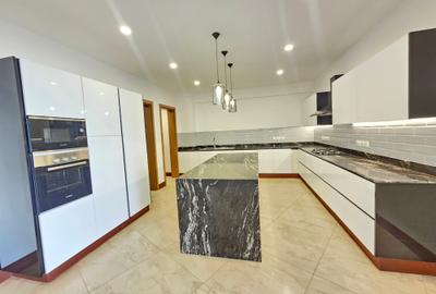 4 Bed Apartment with En Suite in Muthaiga - 2