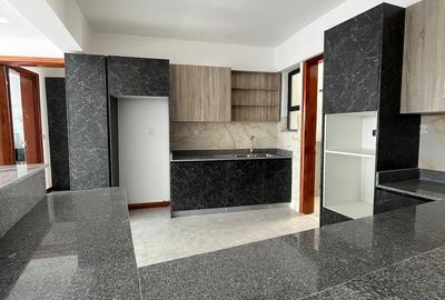 Serviced 2 Bed Apartment with En Suite in Kilimani - 3