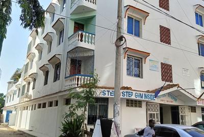Serviced 10 Bed Apartment with En Suite at Cbd Mtwapa - 3
