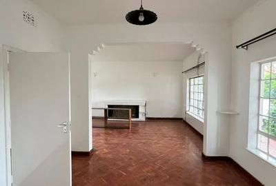 3 Bed House with En Suite at Jacaranda Avenue - 4