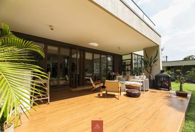 5 Bed Villa with En Suite at Miotoni - 3