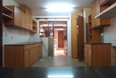 5 Bed Townhouse with Staff Quarters in Lavington