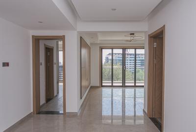 3 Bed Apartment with Swimming Pool at Riverside Drive - 2