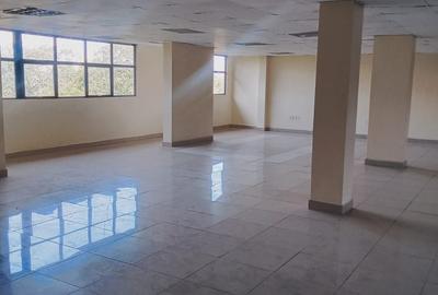 Office with Backup Generator in Kilimani - 4