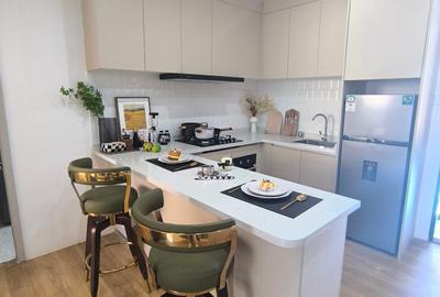 Studio Apartment with En Suite at Westlands - 4