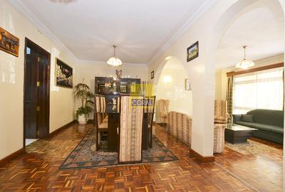 5 Bed House with Backup Generator in Rhapta Road - 4