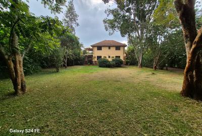 4 Bed House with En Suite in Runda - 4