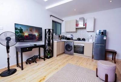 1 Bed Apartment with En Suite at Westlands Road - 3