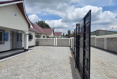 3 Bed House with En Suite at Mugutha