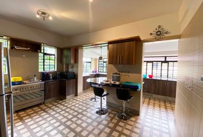 5 Bed House with En Suite in Kitisuru - 3