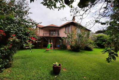 4 Bed House with En Suite in Karen - 3