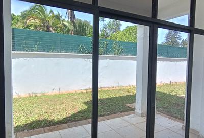 4 Bed Villa with En Suite in Lavington